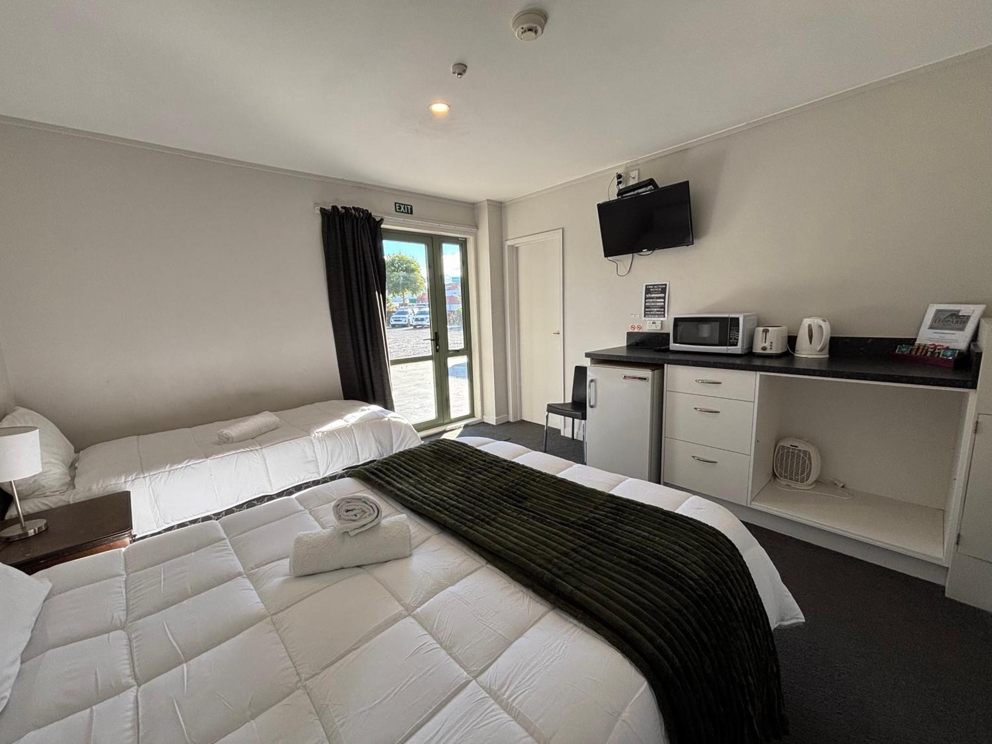Leopard Hotel Waipukurau Luaran gambar